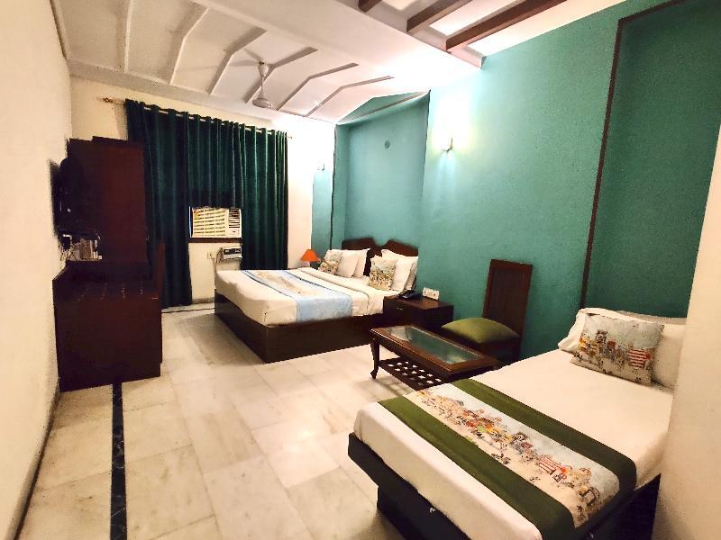 Hotel Unistar New Delhi Ngoại thất bức ảnh